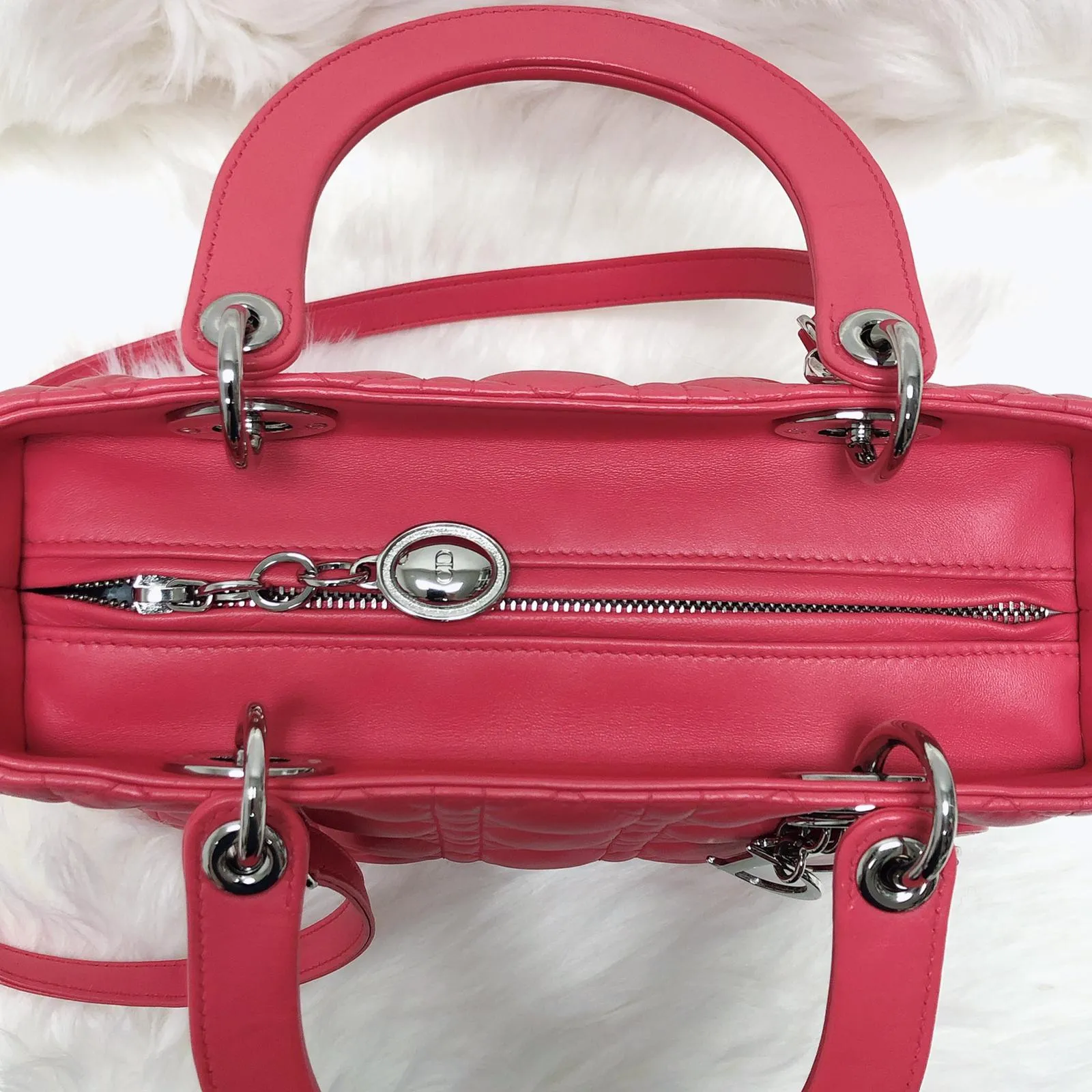 Cannage Lambskin Lady Dior Medium in Red