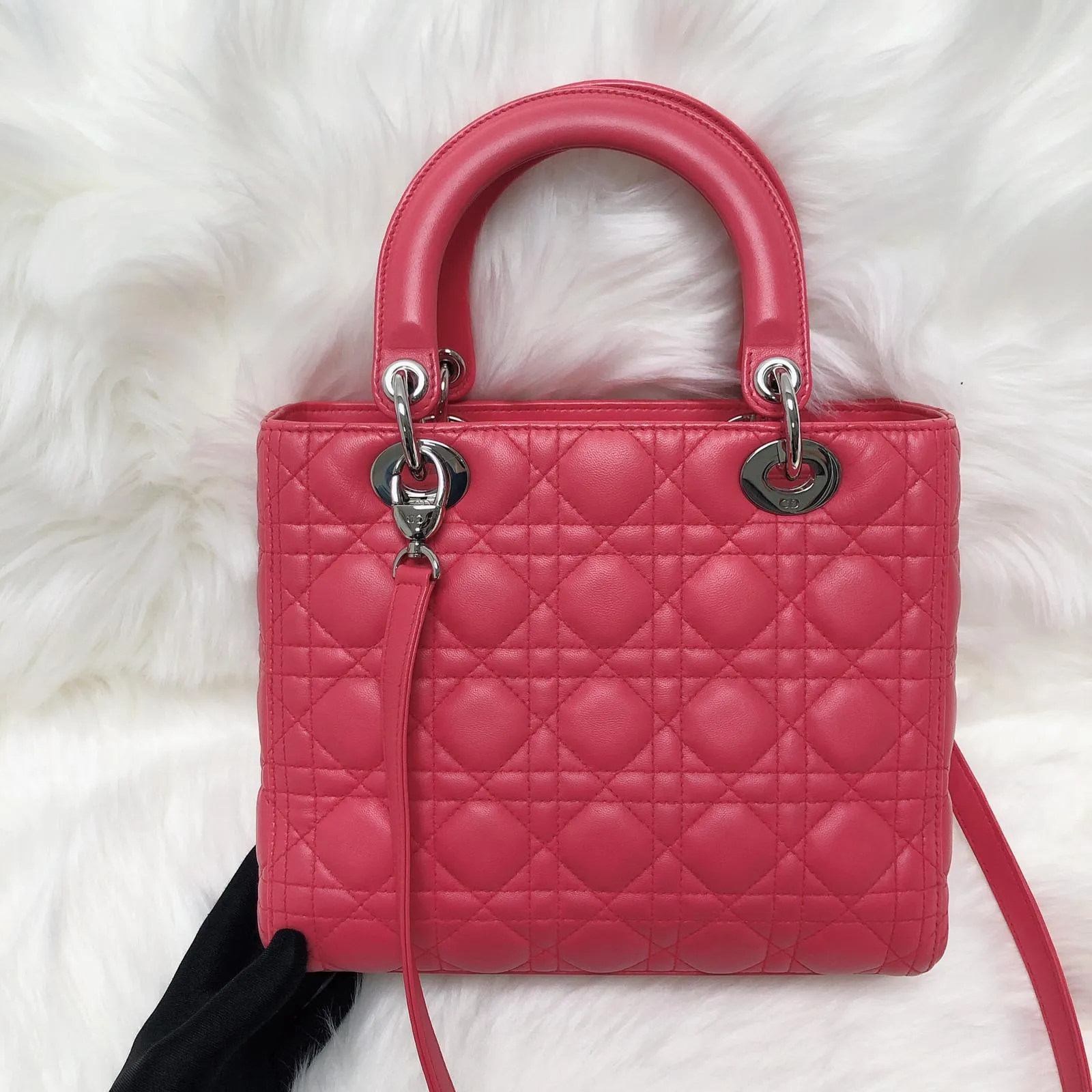 Cannage Lambskin Lady Dior Medium in Red