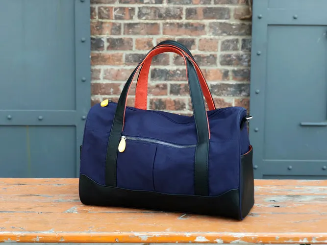 Dekalb Travel Duffel Navy and Black by Canopy Verde