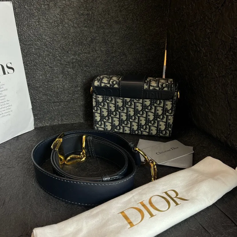 Dior Montaigne Blue Flower Box Crossbody Bag 17.5cm